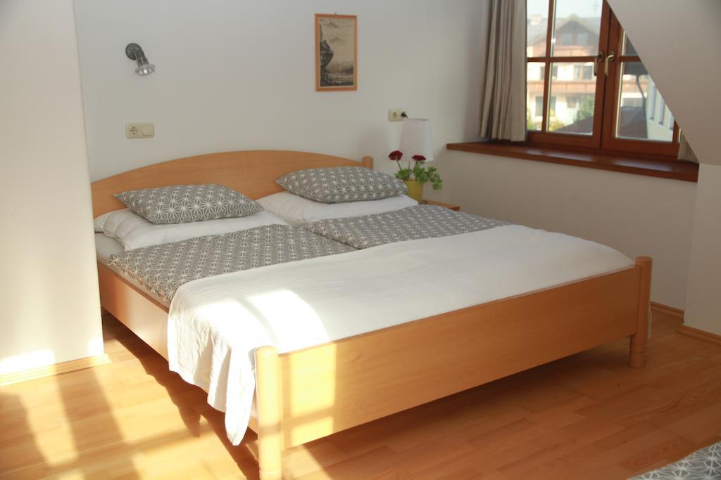 Villa Schnuck - Das Rote Ferienhaus Bad Gastein Chambre photo